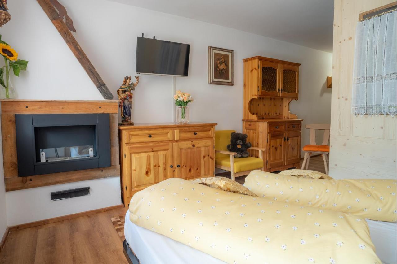 Apartamento La Picola Cesa De Sen Nicolo Mazzin Exterior foto